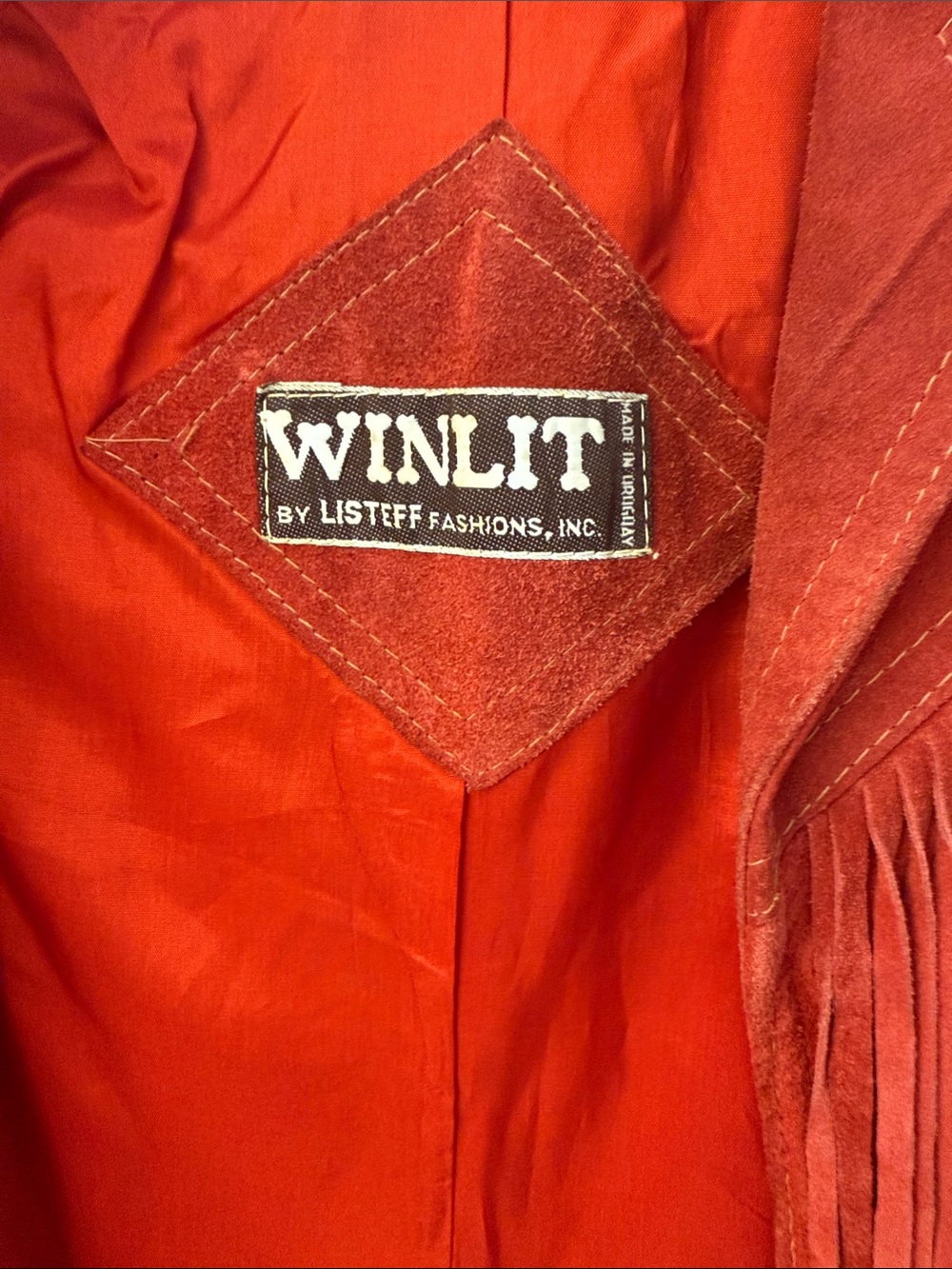 Vintage-Inspired Red Suede Fringe Jacket - Picture 6 of 8